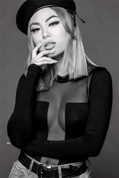 View post: Ellen Lora | goodamerican-dev